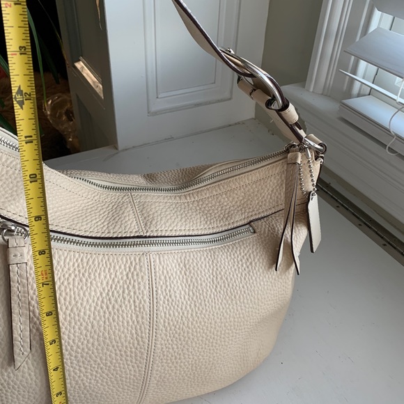 Coach Hobo Purse - Picture 10 of 12